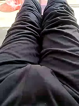 Snapshot of bigh96dik chatting on December 29, 2024, 7:39 am bigh96dik online show from December 29, 2024, 7:39 am