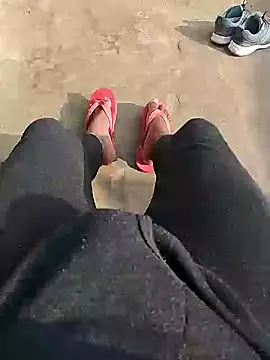 Snapshot of bigh96dik chatting on January 3, 2025, 9:04 am bigh96dik online show from January 3, 2025, 9:04 am