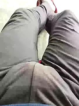 Snapshot of bigh96dik chatting on January 16, 2025, 6:35 am bigh96dik online show from January 16, 2025, 6:35 am