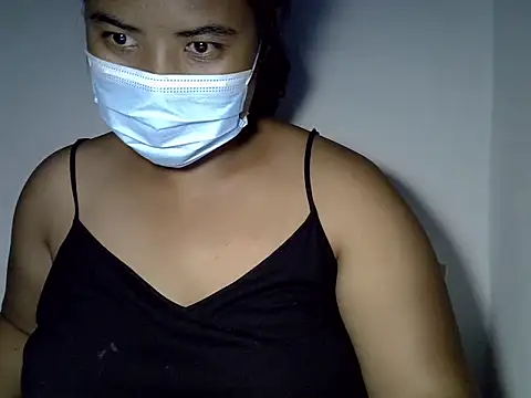 Artinah22 online show from March 3, 2026, 10:17 pm