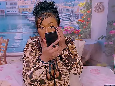 Snapshot of indiansparkle chatting on September 26, 2025, 6:48 pm indiansparkle online show from September 26, 2025, 6:48 pm