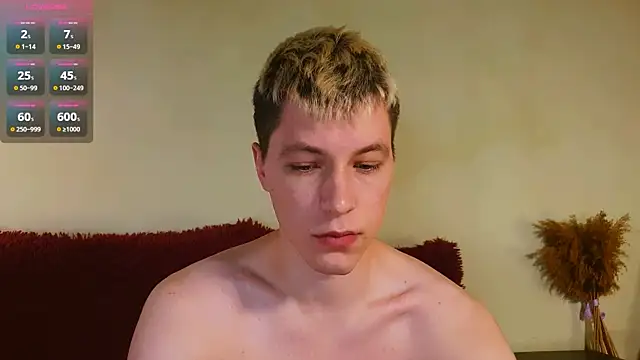 Snapshot of -ethan7inches- chatting on May 25, 2026, 2:22 am -ethan7inches- online show from May 25, 2026, 2:22 am