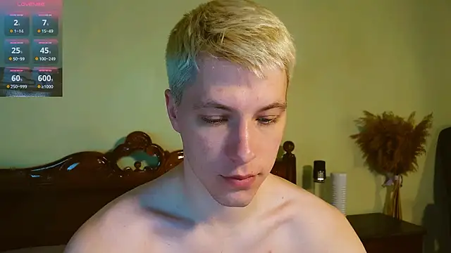 Snapshot of -ethan7inches- chatting on March 24, 2026, 12:54 am -ethan7inches- online show from March 24, 2026, 12:54 am