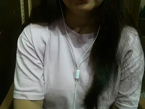 Snapshot of UrsMansi chatting on March 23, 2026, 3:39 am UrsMansi online show from March 23, 2026, 3:39 am