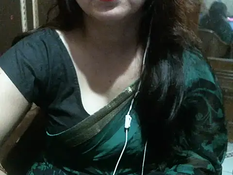 Snapshot of UrsMansi chatting on March 19, 2026, 2:11 am UrsMansi online show from March 19, 2026, 2:11 am