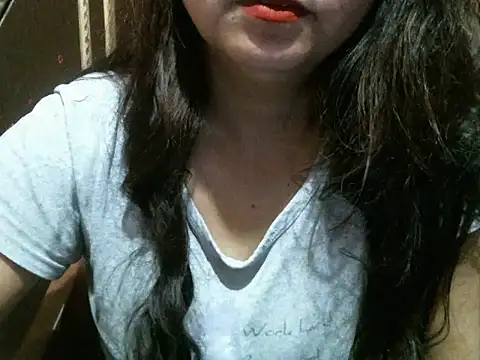 Snapshot of UrsMansi chatting on March 17, 2026, 11:41 pm UrsMansi online show from March 17, 2026, 11:41 pm