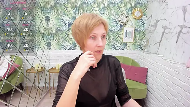 Snapshot of Paris_Cherry chatting on March 28, 2026, 5:58 pm Paris Cherry online show from March 28, 2026, 5:58 pm