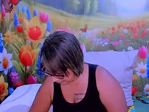 indianroxy online show from November 15, 2025, 6:45 pm