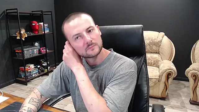 MihasikD online show from May 27, 2026, 4:47 pm