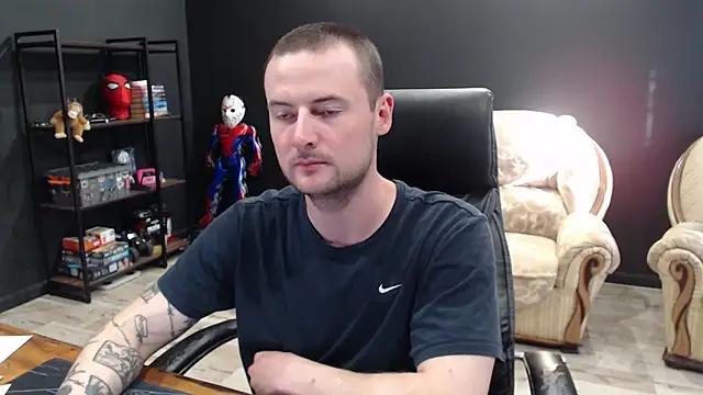 MihasikD online show from May 7, 2026, 2:20 pm