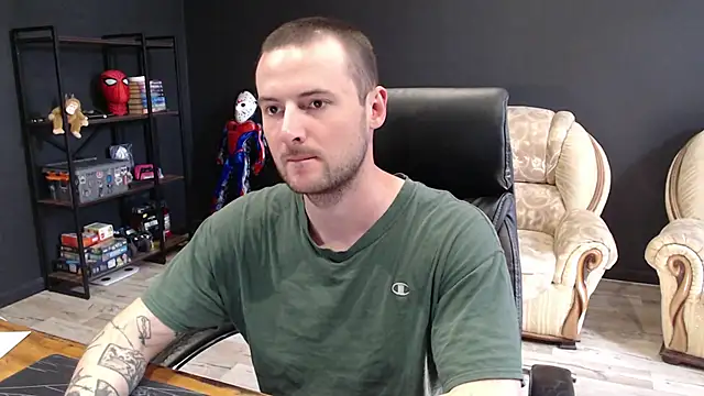 MihasikD online show from May 10, 2026, 11:36 am