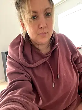 Anna Alexa online show from November 7, 2025, 12:53 pm