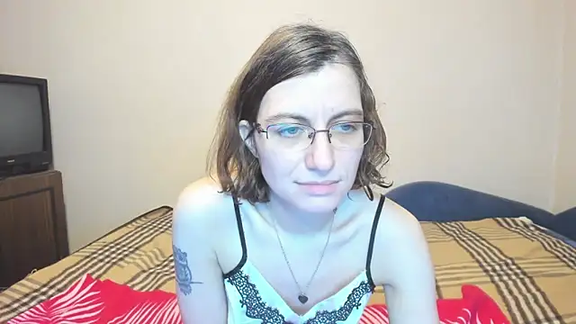 MarilynDream online show from February 15, 2025, 8:45 pm