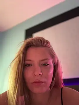 AnastasiaAniess online show from March 8, 2026, 10:18 am