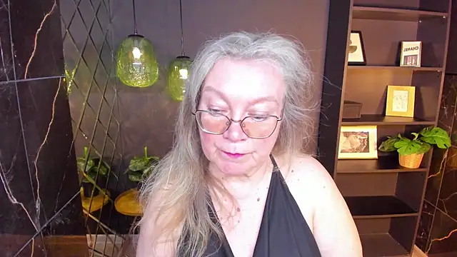 Snapshot of NataliMellow chatting on May 18, 2026, 1:16 pm NataliMellow online show from May 18, 2026, 1:16 pm