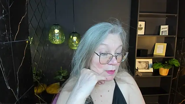 Snapshot of NataliMellow chatting on April 28, 2026, 1:15 pm NataliMellow online show from April 28, 2026, 1:15 pm