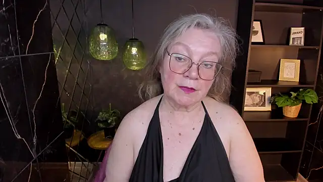 Snapshot of NataliMellow chatting on May 17, 2026, 1:11 pm NataliMellow online show from May 17, 2026, 1:11 pm