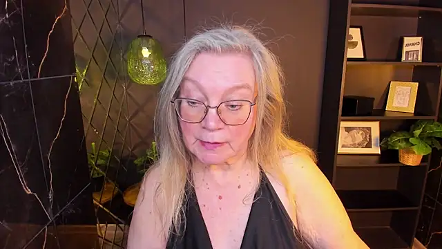 Snapshot of NataliMellow chatting on April 18, 2026, 7:07 pm NataliMellow online show from April 18, 2026, 7:07 pm