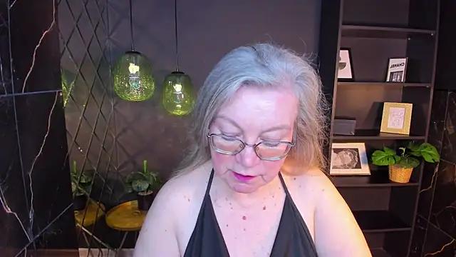 Snapshot of NataliMellow chatting on May 10, 2026, 1:14 pm NataliMellow online show from May 10, 2026, 1:14 pm