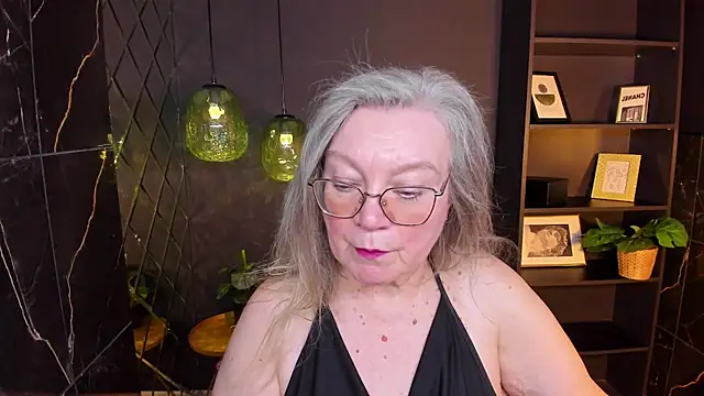 Snapshot of NataliMellow chatting on April 24, 2026, 1:24 pm NataliMellow online show from April 24, 2026, 1:24 pm