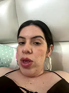 Snapshot of ashlymoon chatting on October 4, 2025, 1:18 am ashlymoon online show from October 4, 2025, 1:18 am