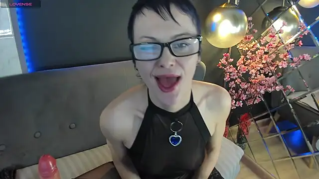 Snapshot of BrandiSweetie chatting on February 18, 2025, 4:47 pm BrandiSweetie online show from February 18, 2025, 4:47 pm