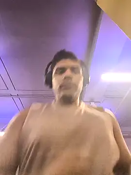 starguy 28 online show from April 9, 2026, 8:26 pm