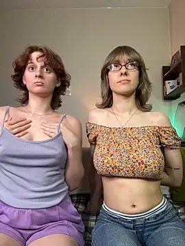 Snapshot of Jitoon_Exe chatting on March 8, 2026, 10:46 pm Jitoon Exe online show from March 8, 2026, 10:46 pm