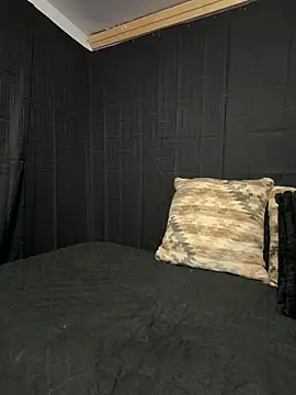 Snapshot of Rakiyahcharms chatting on March 28, 2026, 6:47 am Rakiyahcharms online show from March 28, 2026, 6:47 am