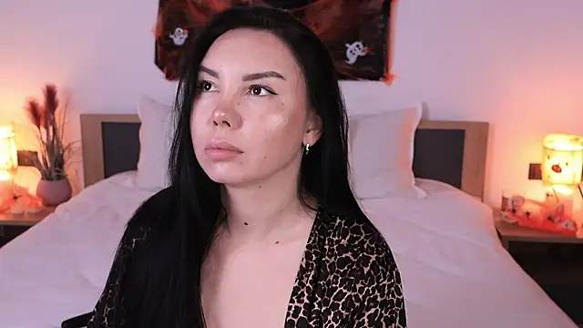 Leila  Sweet online show from October 25, 2025, 6:45 am