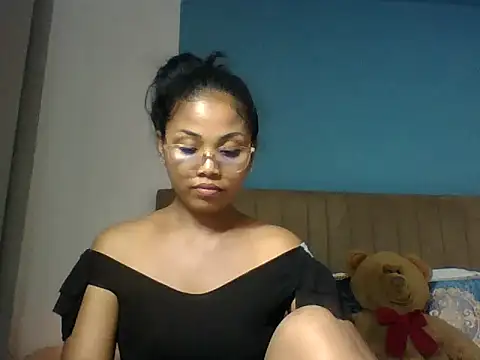 Snapshot of naya86 chatting on April 16, 2026, 2:07 pm naya86 online show from April 16, 2026, 2:07 pm