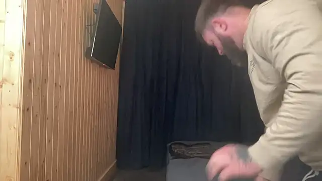 Snapshot of AlphaSparks chatting on March 2, 2026, 4:13 am AlphaSparks online show from March 2, 2026, 4:13 am