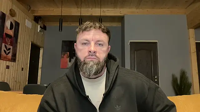 Snapshot of AlphaSparks chatting on February 5, 2026, 3:46 am AlphaSparks online show from February 5, 2026, 3:46 am