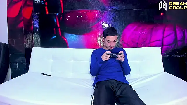 AmazingPartys online show from November 27, 2025, 1:00 pm