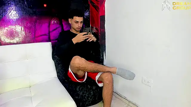 AmazingPartys online show from September 26, 2025, 2:40 am