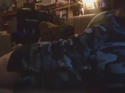 Loki180 online show from November 18, 2025, 1:03 pm