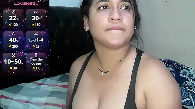 Snapshot of Crazylovee_hot chatting on March 17, 2025, 7:37 pm Crazylovee hot online show from March 17, 2025, 7:37 pm