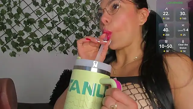 maribad online show from October 21, 2025, 5:23 pm