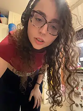 ladyturtle online show from April 4, 2026, 12:17 am