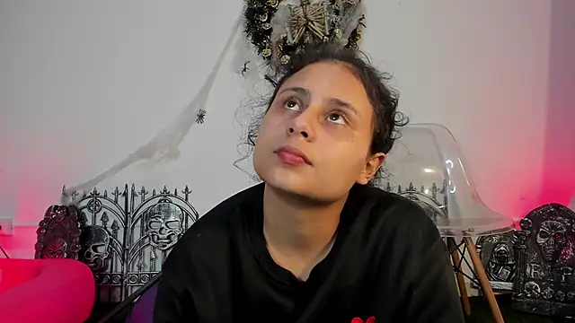 AbbyTaylorr online show from October 25, 2025, 2:11 am