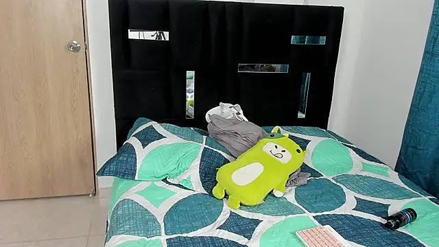 Snapshot of Dimitrixxx__ chatting on September 26, 2025, 10:27 pm Dimitrixxx online show from September 26, 2025, 10:27 pm