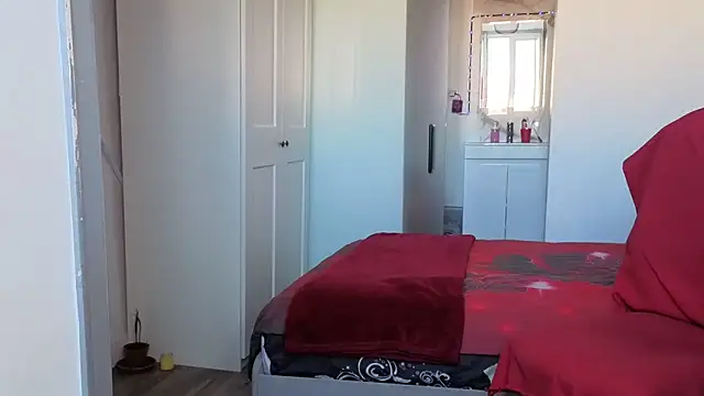HotSpicyGujju online show from May 30, 2026, 6:35 pm