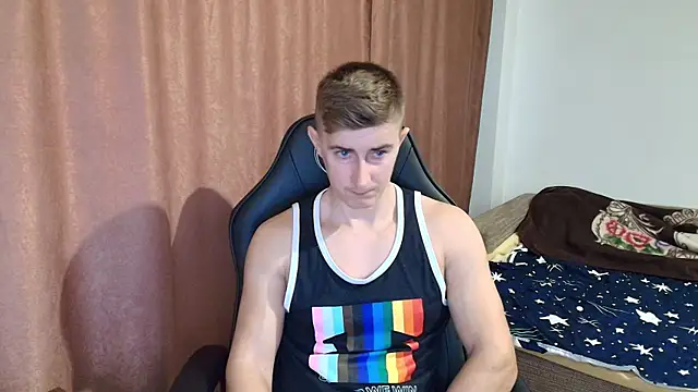 Todhorny9873 online show from January 9, 2025, 8:45 am