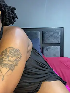 Snapshot of Sexycandyxxx chatting on January 12, 2026, 11:20 pm Sexycandyxxx online show from January 12, 2026, 11:20 pm