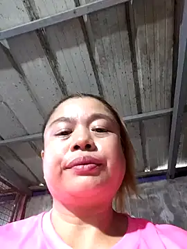 Snapshot of Kariebabe chatting on October 23, 2025, 12:53 am Kariebabe online show from October 23, 2025, 12:53 am