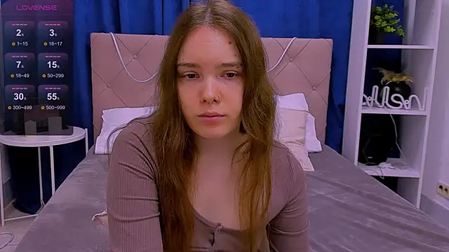 Snapshot of Janie_JJ_Curvie chatting on March 10, 2026, 1:31 am Janie JJ Curvie online show from March 10, 2026, 1:31 am