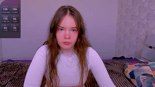 Janie JJ Curvie online show from April 30, 2026, 4:41 am