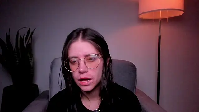 HazelKush online show from February 22, 2026, 10:22 pm