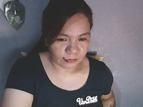 ambersmile online show from May 28, 2026, 11:38 am