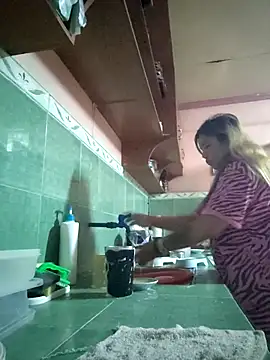 ambersmile online show from October 19, 2025, 8:22 pm